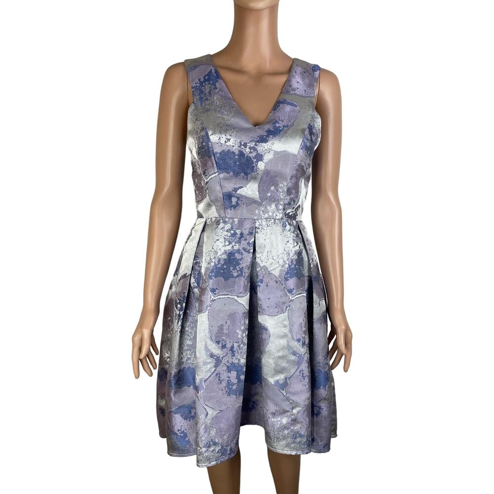 Slate and Willow Gabi Purple Floral Jacquard Sleeveless Pleated Dress Size 4